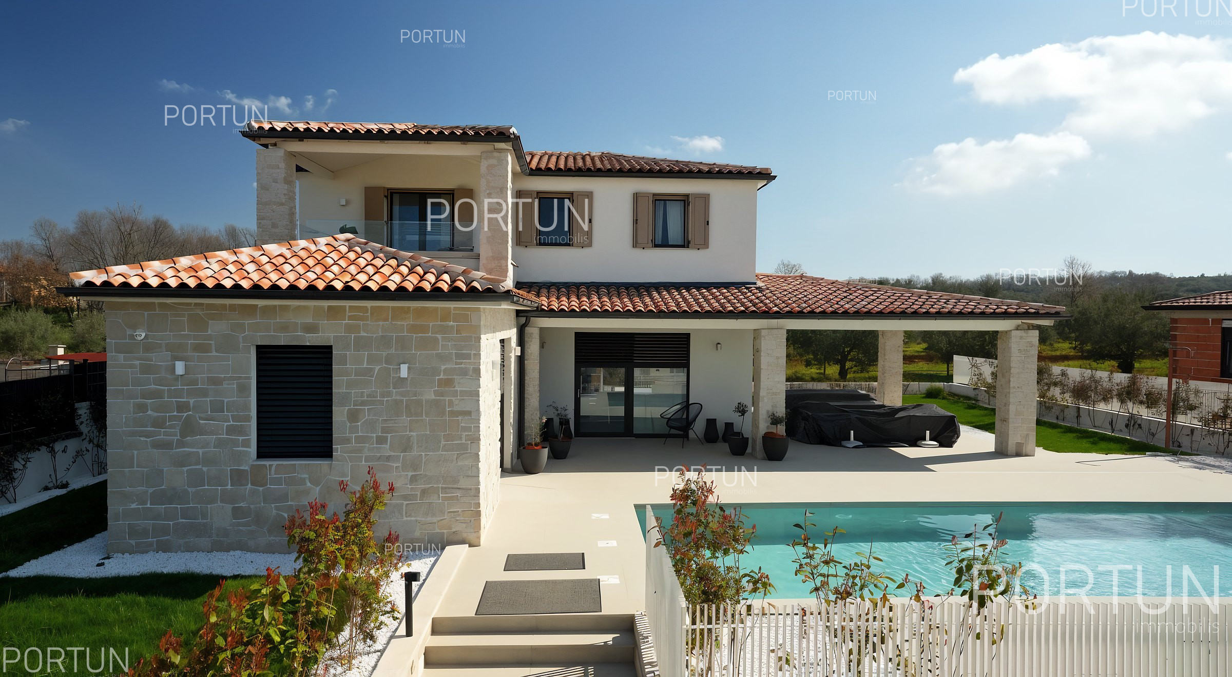 item_Prodaja hiš z bazenom: nova pravila 2026